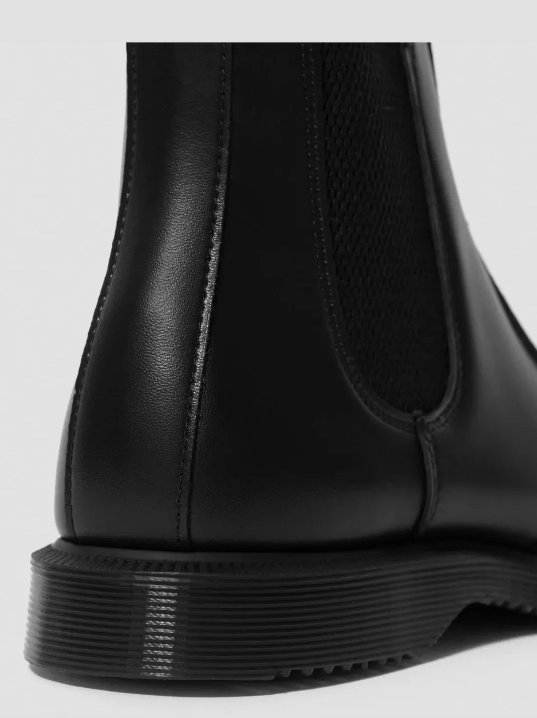 Dr Martens Vegan Flora. Size 9 image indicator(3)