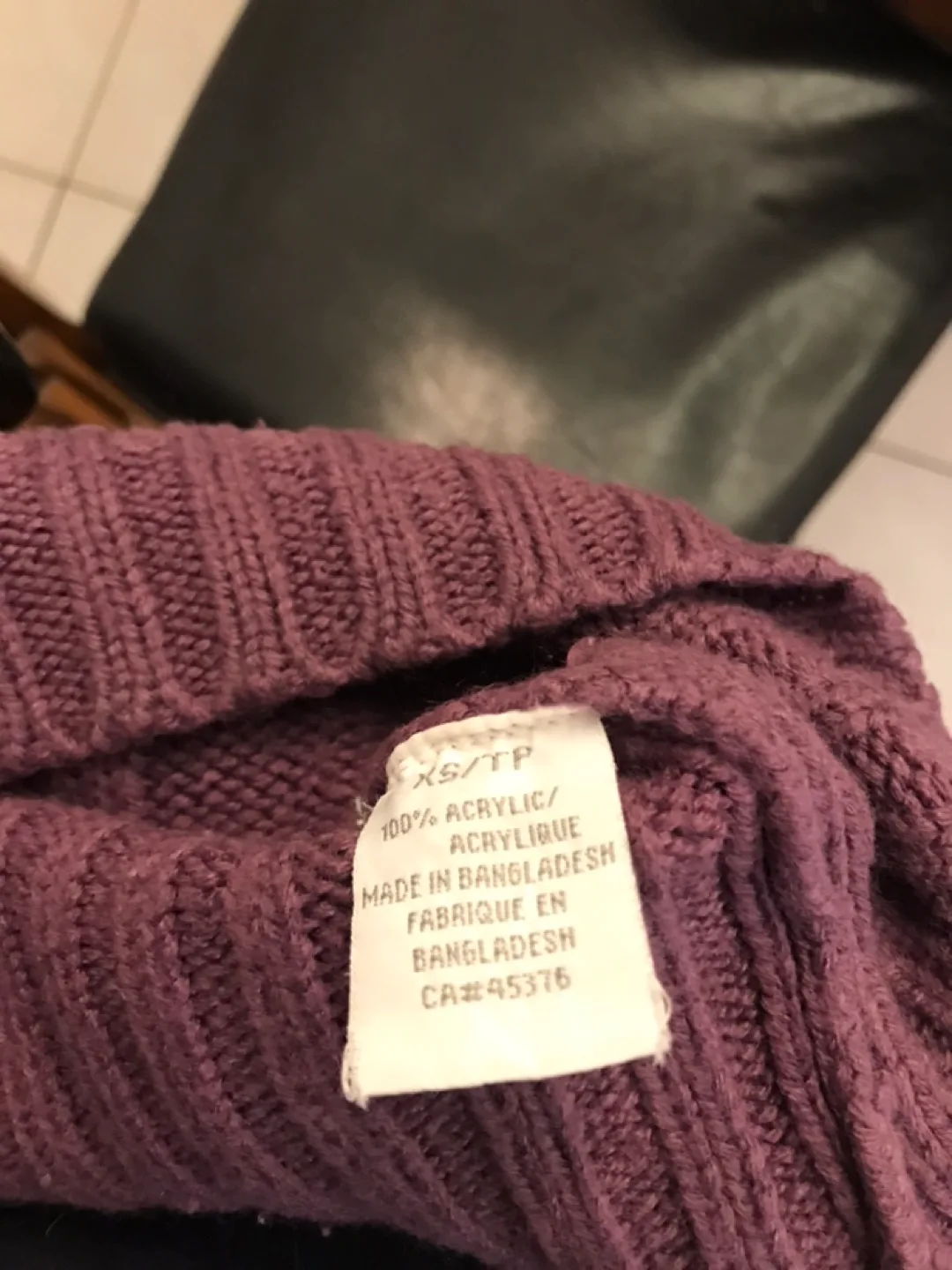 Purple Sweater XS image indicator(4)