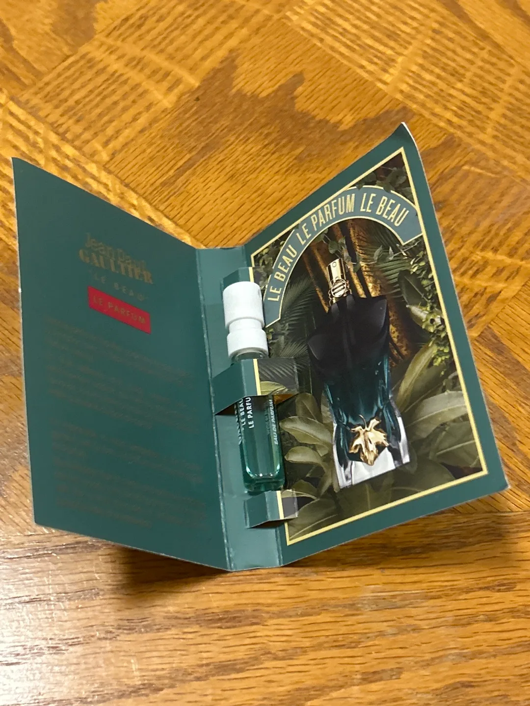 Jean Paul Gaultier Le Beau Le Parfum Sample image indicator(2)