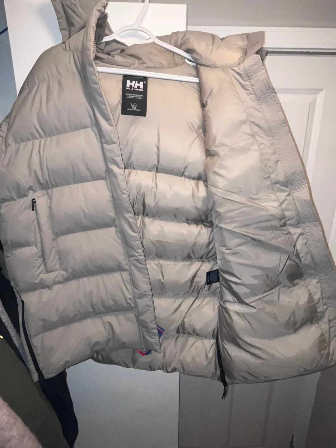 Helly Hansen Women's Aspire Puffy Parka - Size Large image indicator(2)