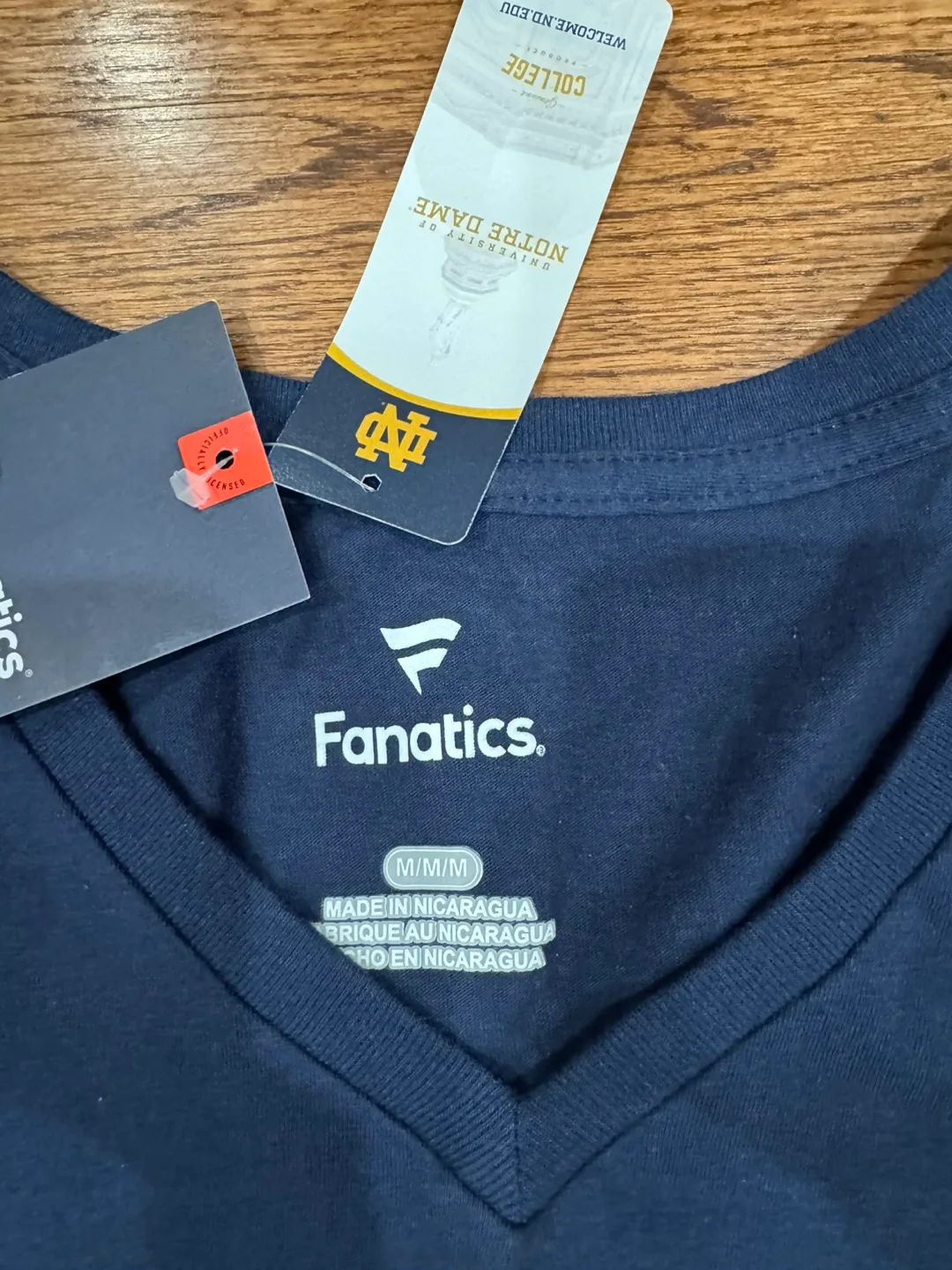 Notre Dame Fighting Irish Fanatics V-Neck T-Shirt image indicator(2)