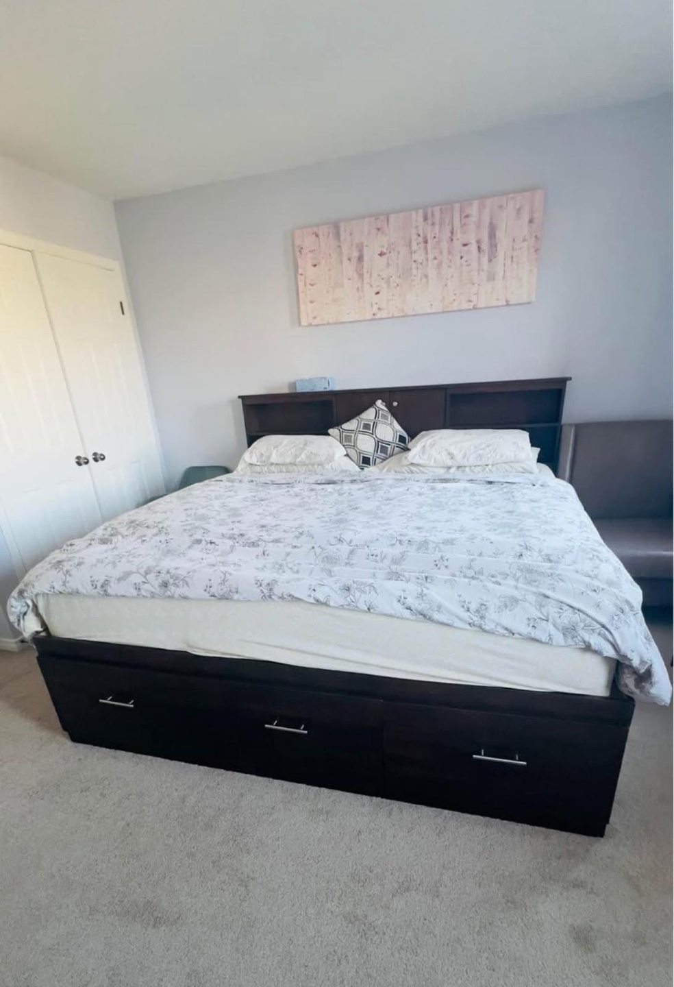 King Size Storage Bed with Headboard , night stand and mattress