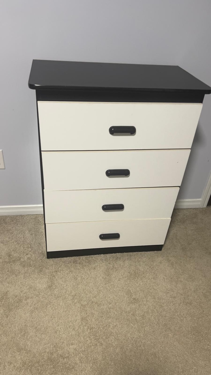Black and White 5-Drawer Chest