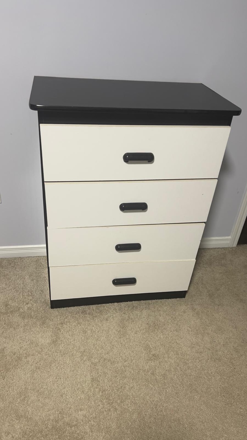 Black and White 5-Drawer Chest - photo 2