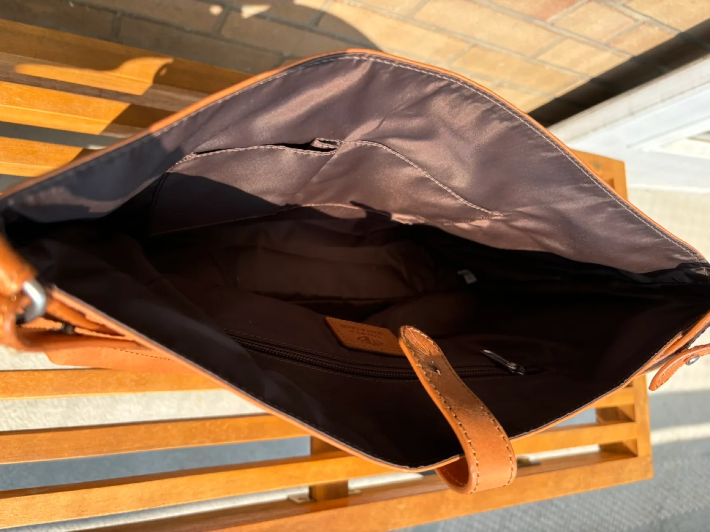 #Freecycle Brown Leather Tote Bag image indicator(5)