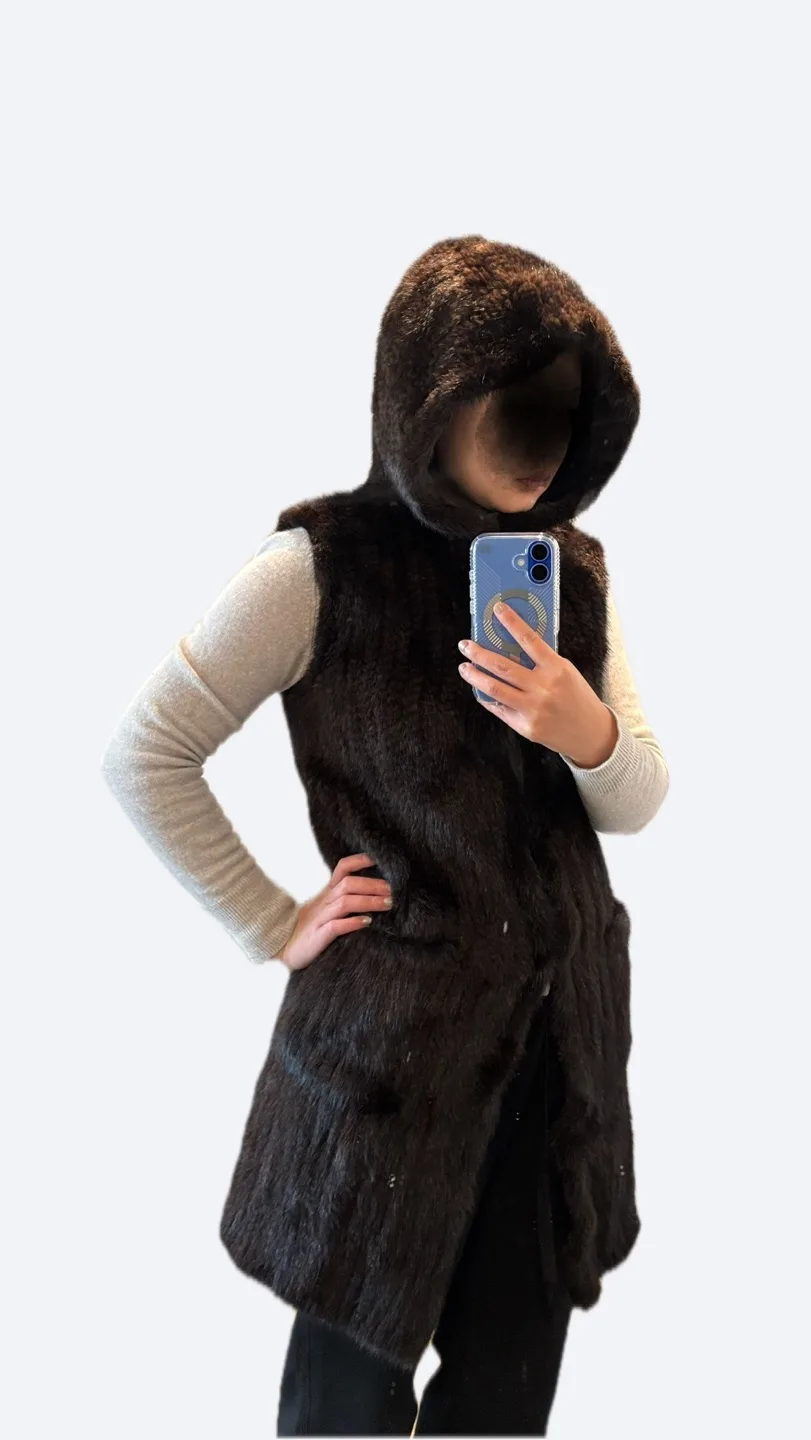 Brown Knitted Mink Fur Vest with Hood image indicator(4)