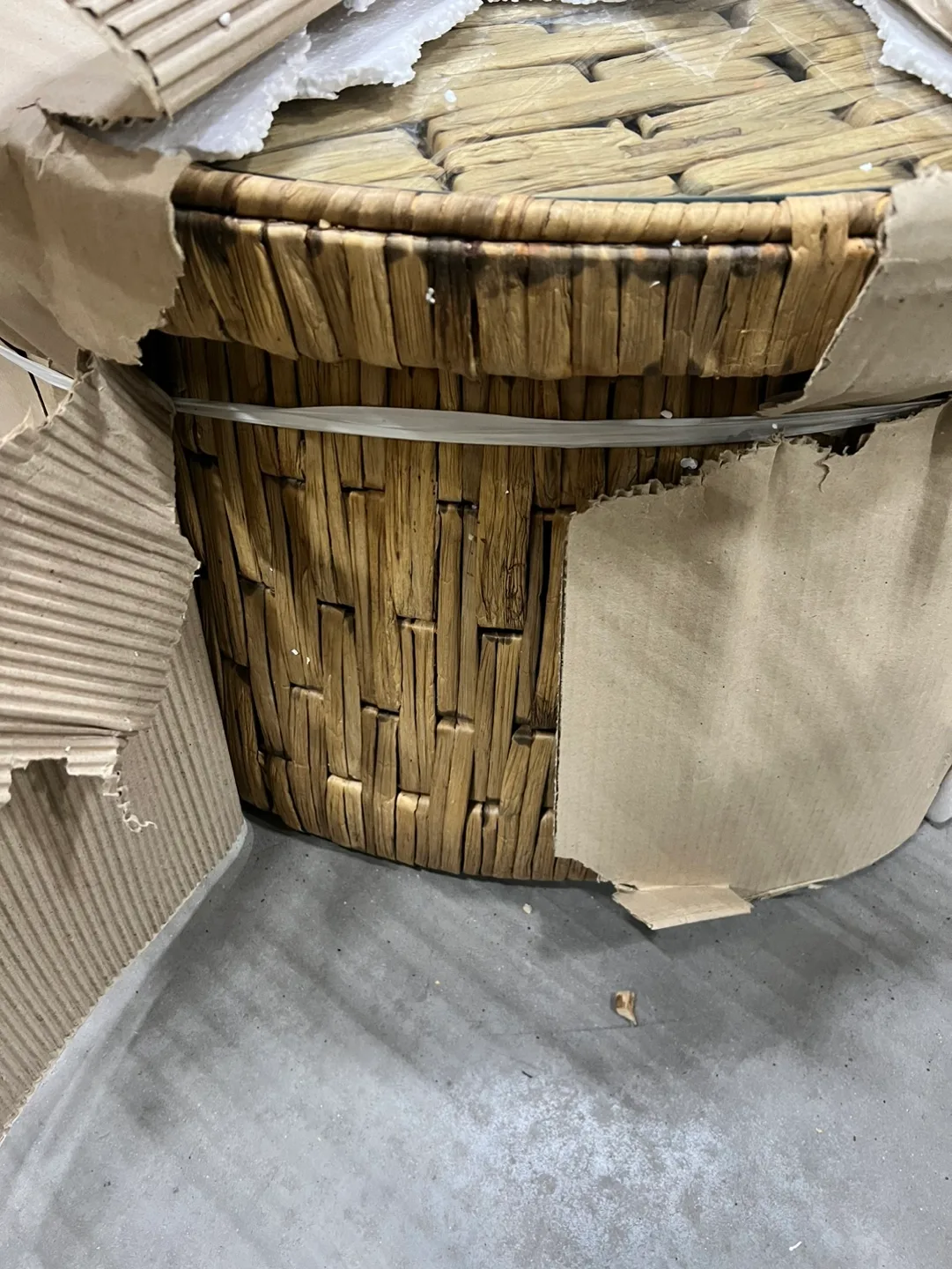 Woven Rattan Coffee Table with Glass Top image indicator(4)