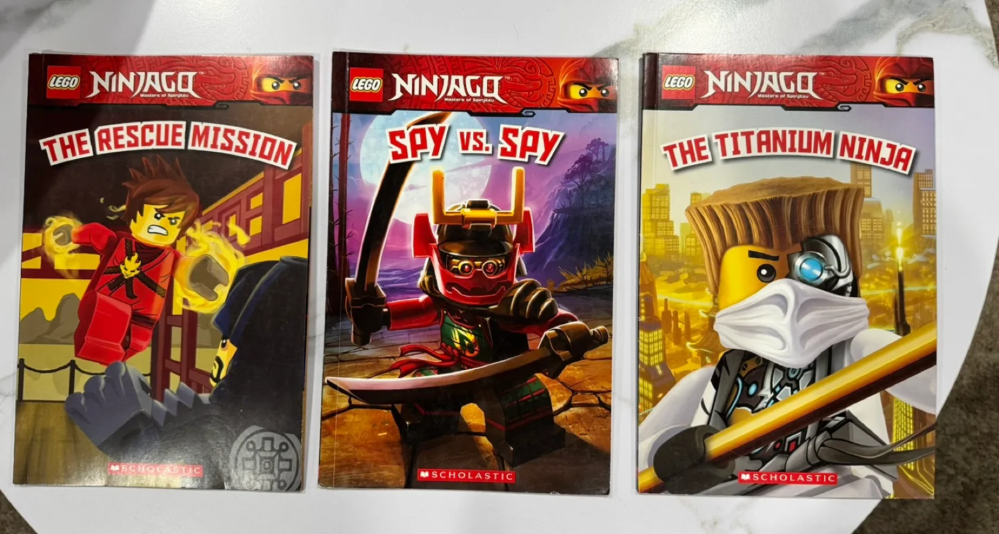 Lot of 10 LEGO Ninjago Chapter Books image indicator(4)