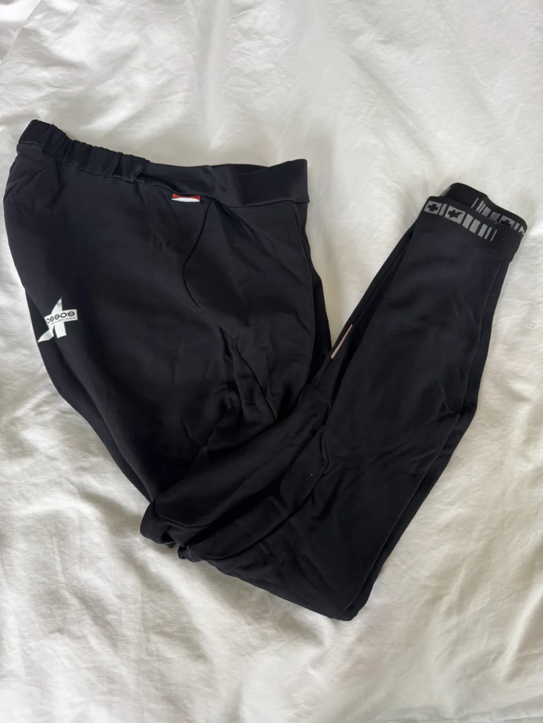 Assos Cycling Tights - Black - Size Large image indicator(4)