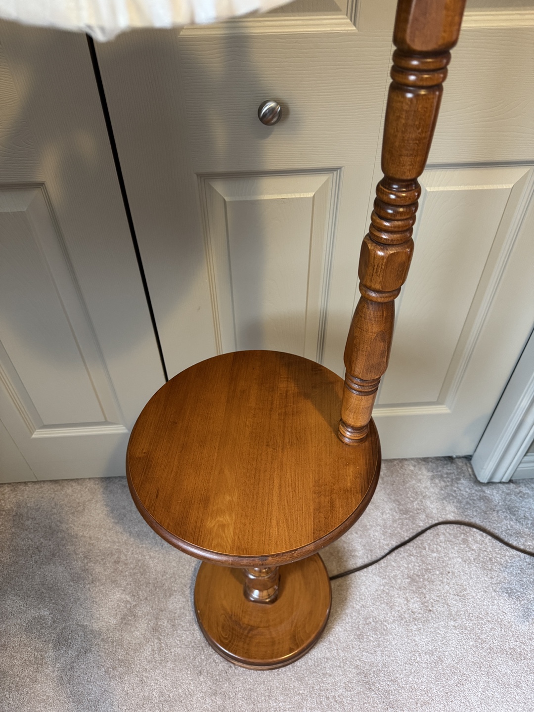 Vintage Wooden Floor Lamp with Side Table - photo 3