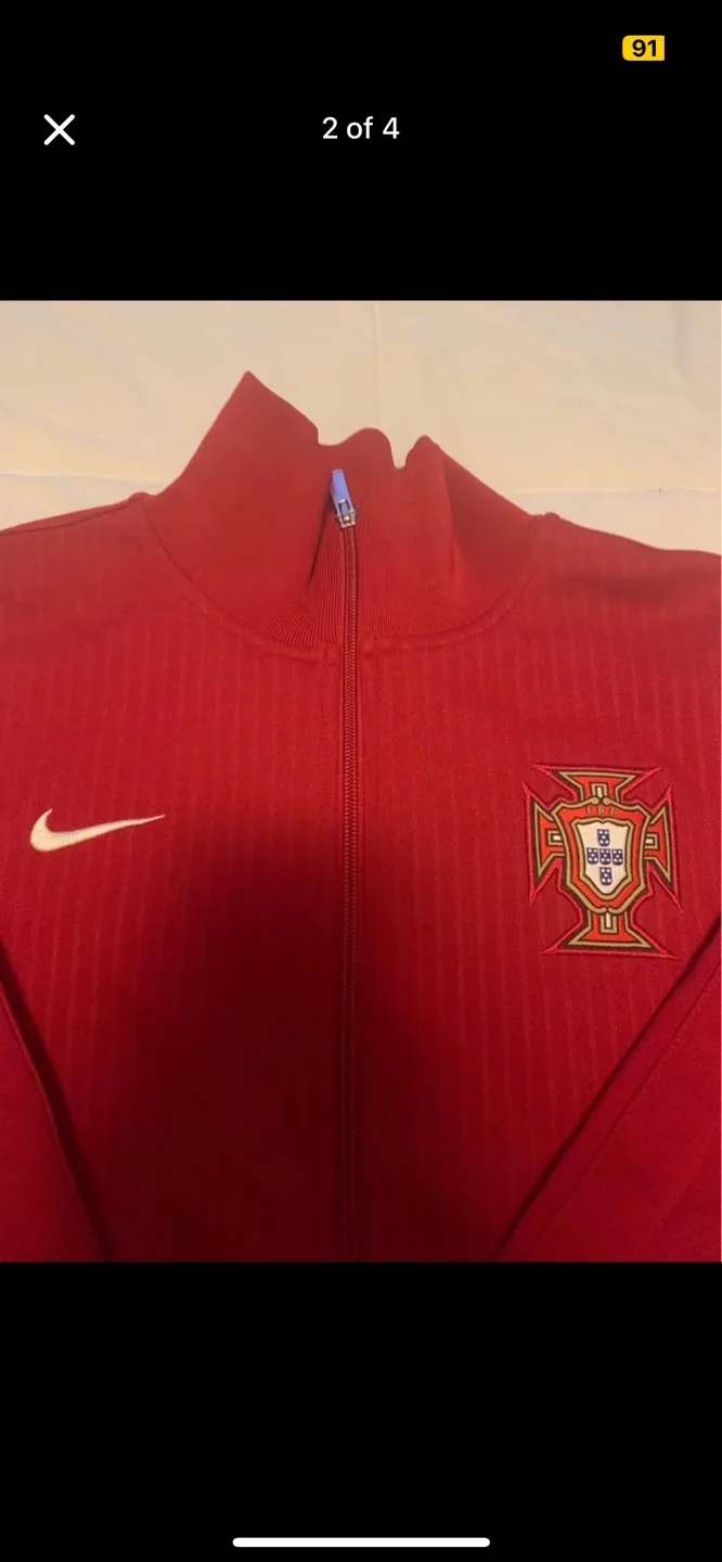 Nike Portugal National Team Track Jacket - Size Medium image indicator(2)