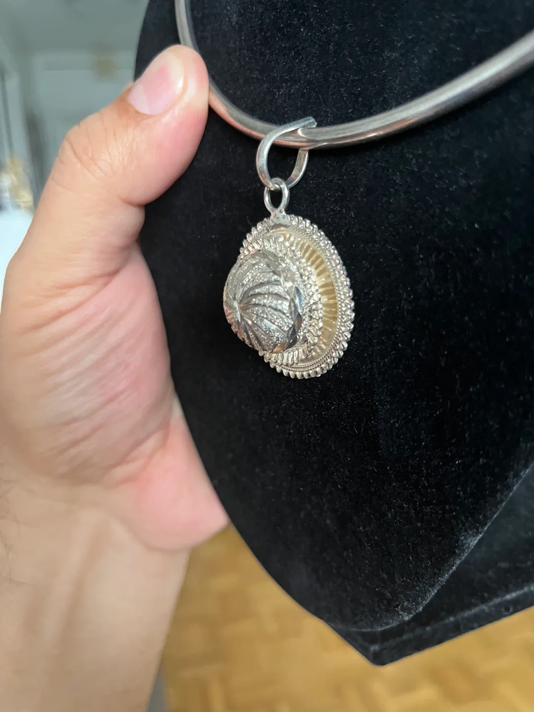 Sterling Silver Necklace with Intricate Circular Pendant image indicator(8)