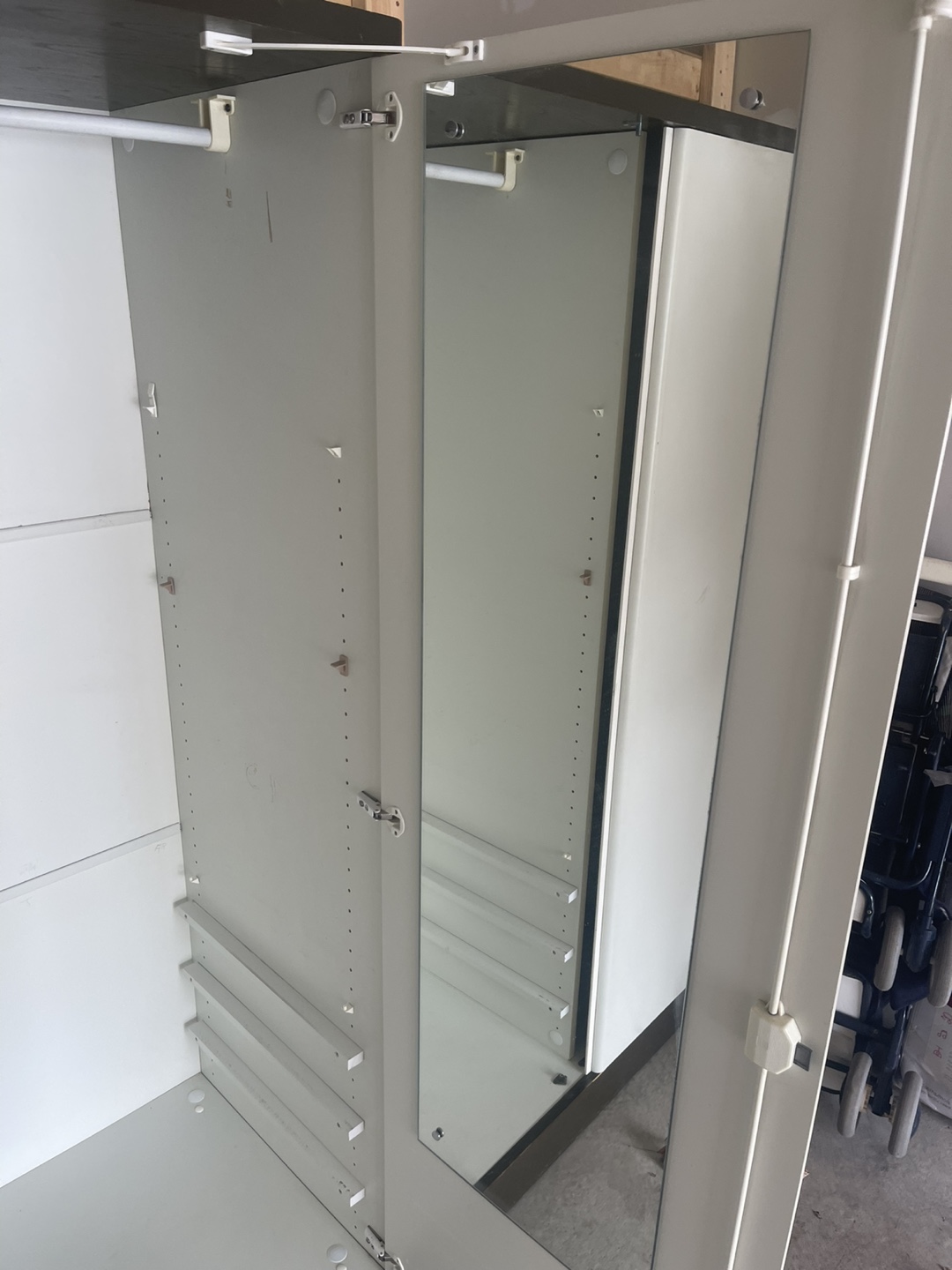 Wardrobe with Mirror - photo 2