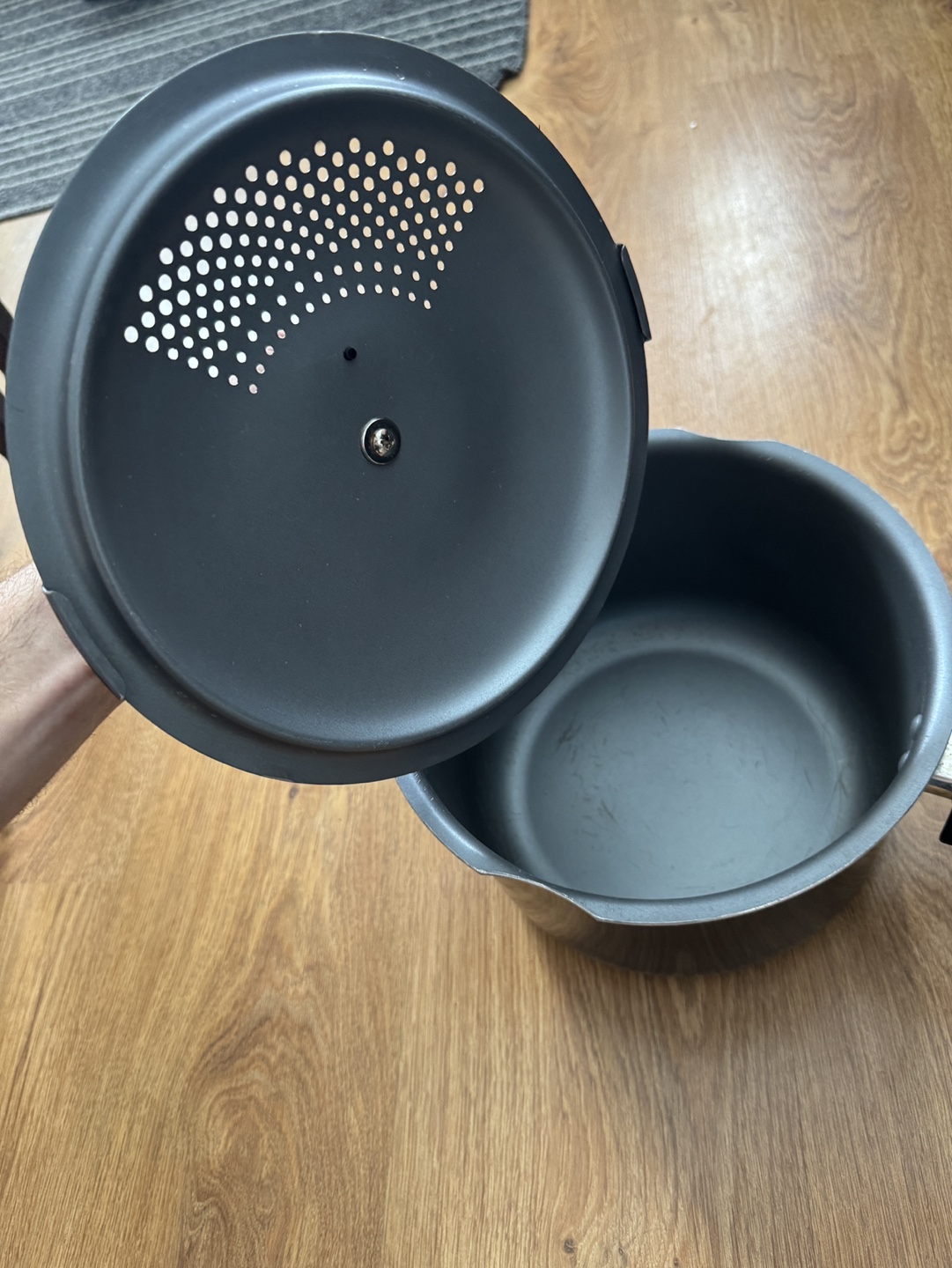 FREE pasta pot - photo 3