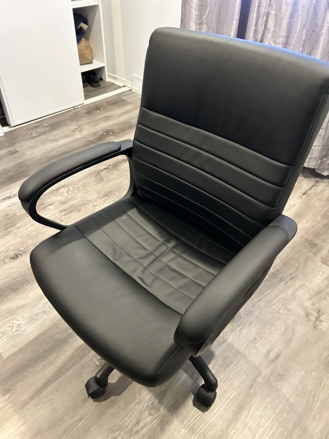 Black Desk and Office Chair Set - photo 2