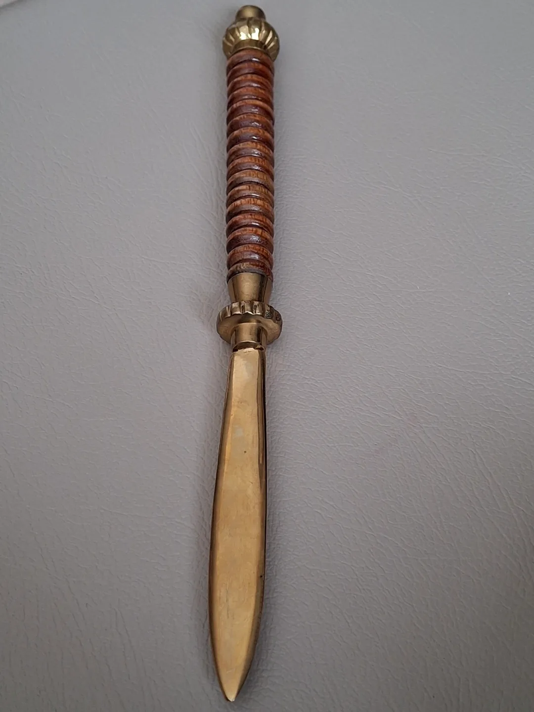 Vintage brass letter opener with wood handle image indicator(4)