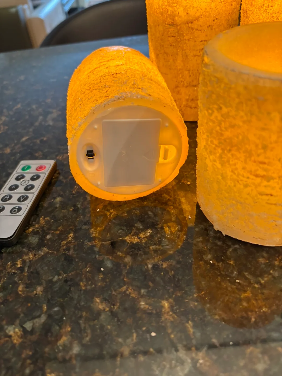 Set of 4 LED Candles with Remote image indicator(3)