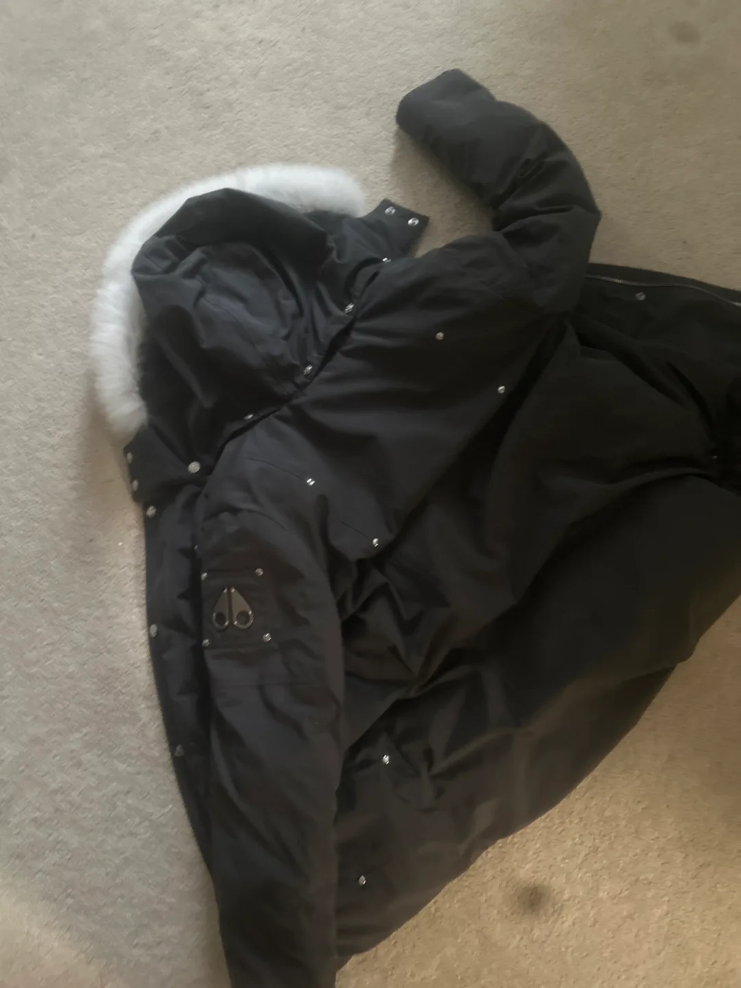 Mooseknuckles jacket image indicator(3)