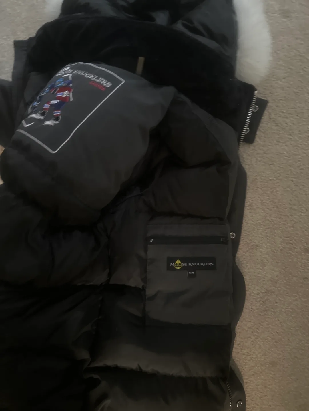 Mooseknuckles jacket image indicator(4)