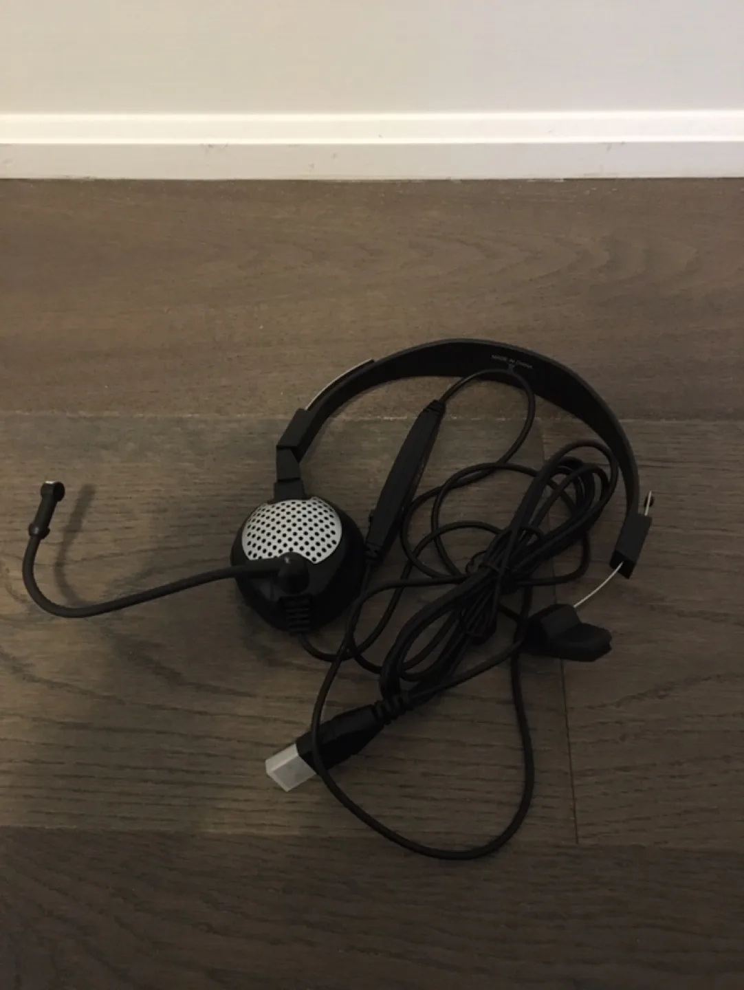 USB Headset with Microphone - Excellent for Calls image indicator(2)