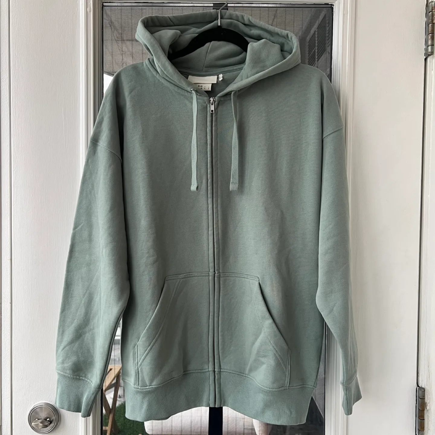 Blank Staples Sage Green Zip-Up Hoodie + Joggers Set image indicator(2)