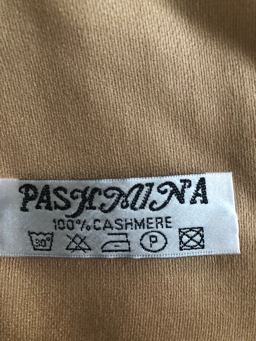 NEW - PASHMINA 100% Cashmere Scarf - Beige image indicator(2)