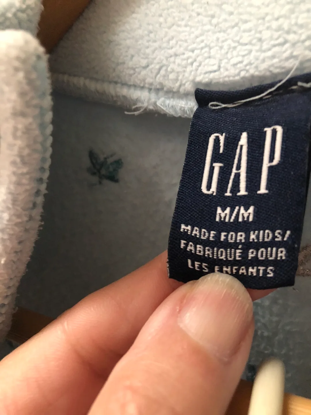 Girls' Gap Kids Size 8 Outfit - Fleece Vest & Jeans image indicator(3)