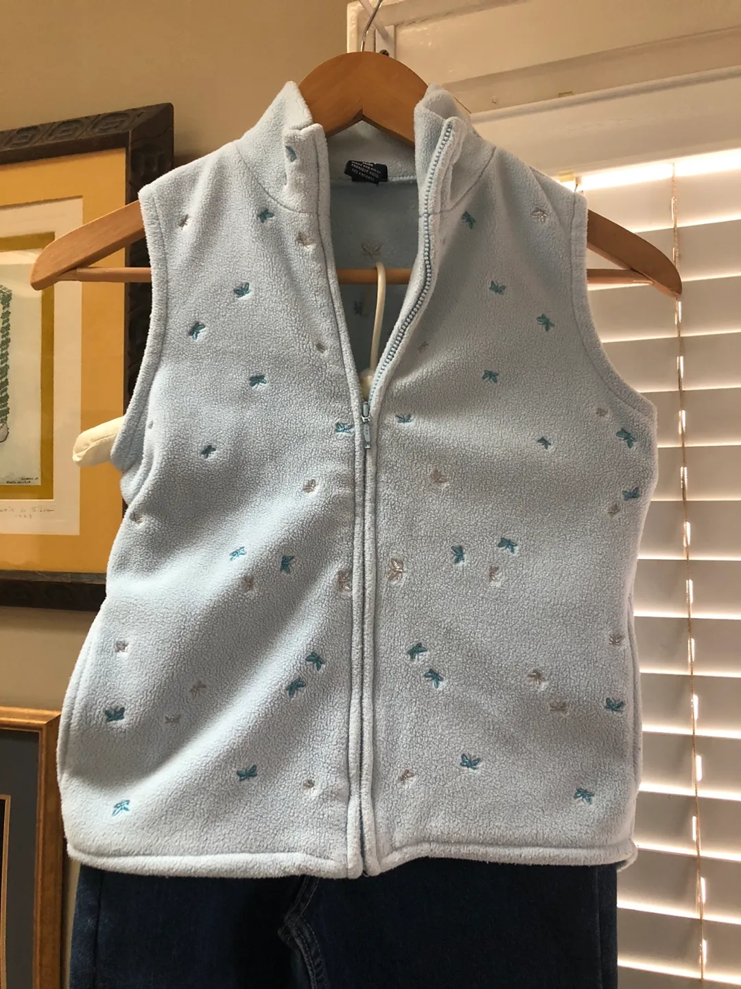 Girls' Gap Kids Size 8 Outfit - Fleece Vest & Jeans image indicator(2)