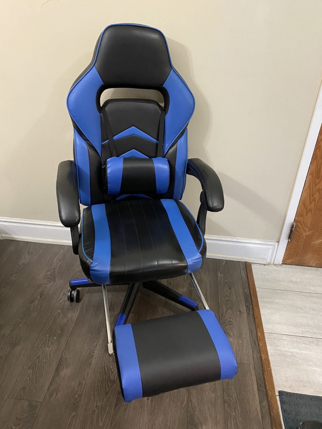 Gaming Chair with Footrest - Blue and Black - photo 2