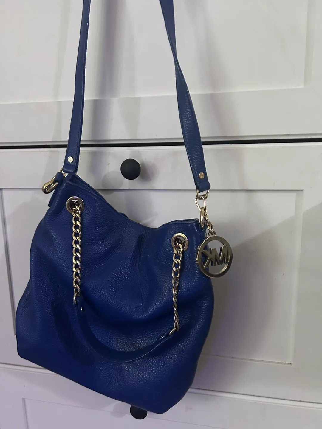 Michael Kors Blue Leather Shoulder Bag image indicator(2)