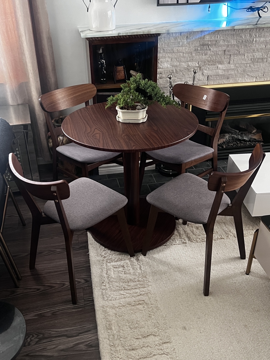 Mid-Century Modern Dining Set - Table and 4 Chairs