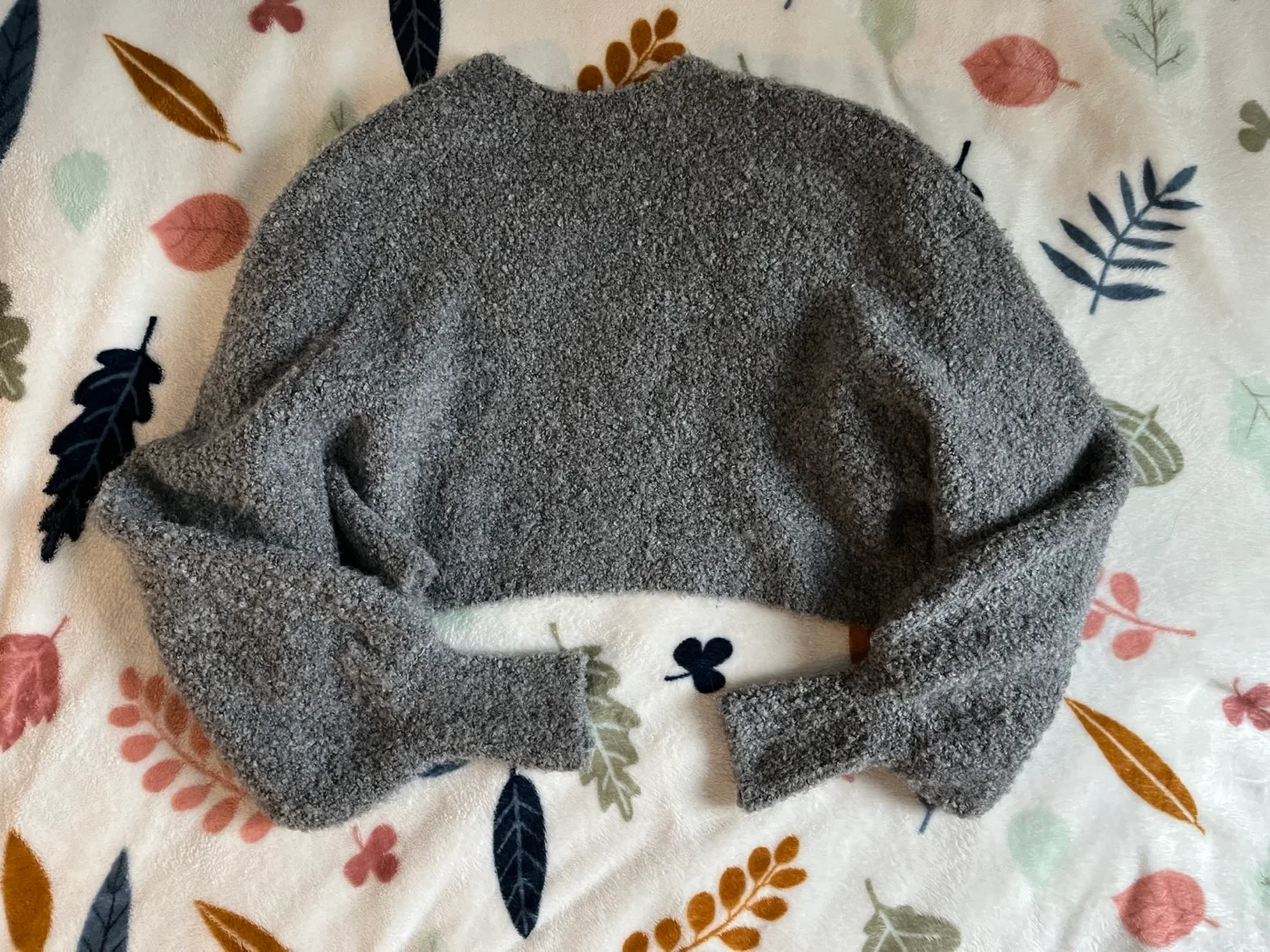 Urban Outfitters Grey Fluffy Bolero Cardigan XS image indicator(3)