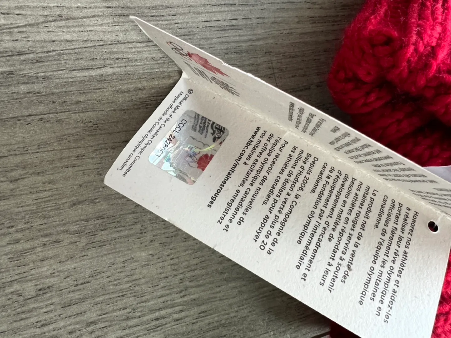 Olympic Canada Red Mittens one size image indicator(6)