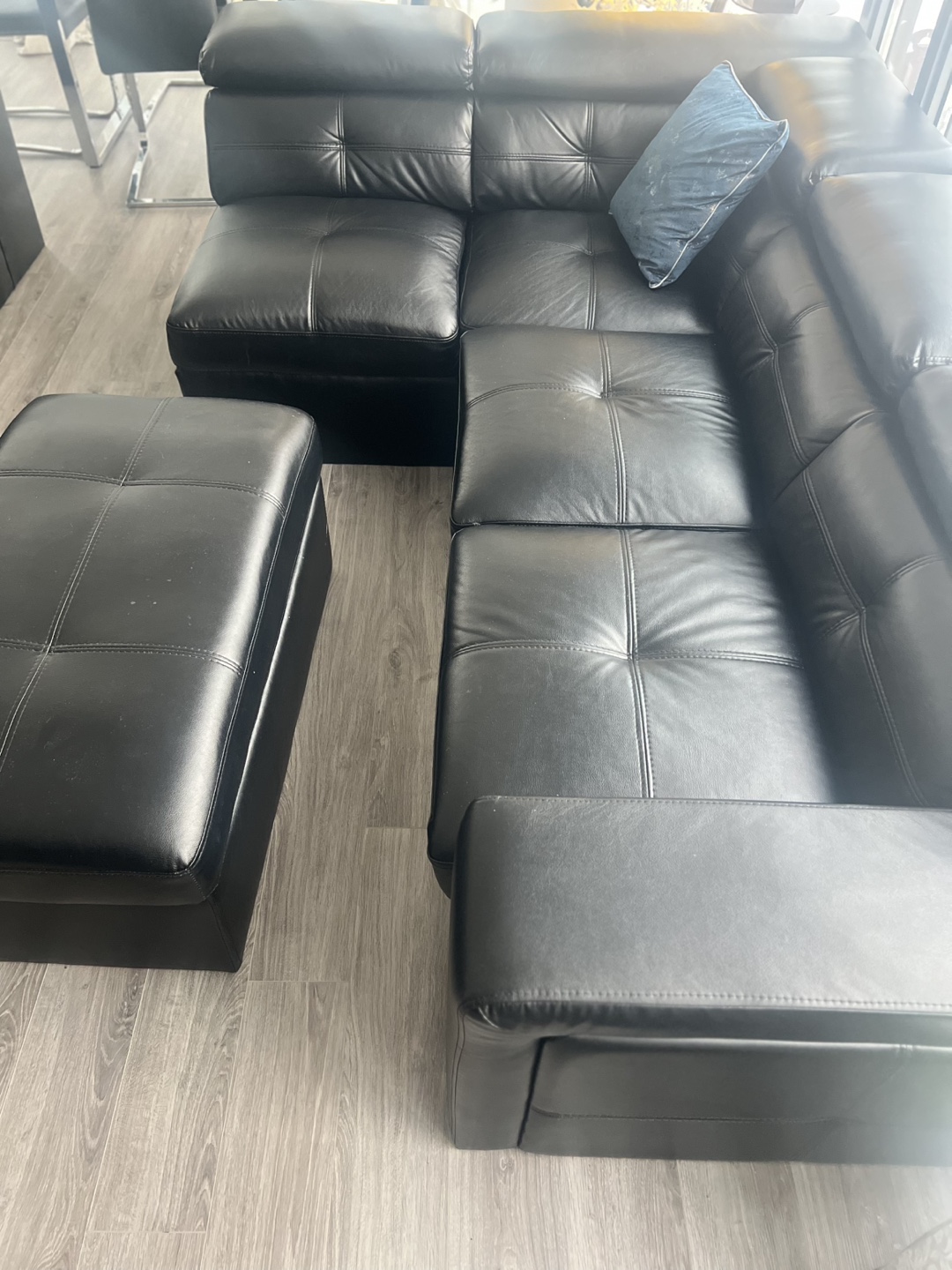 Black Leather Sectional Sofa with Ottoman - photo 2