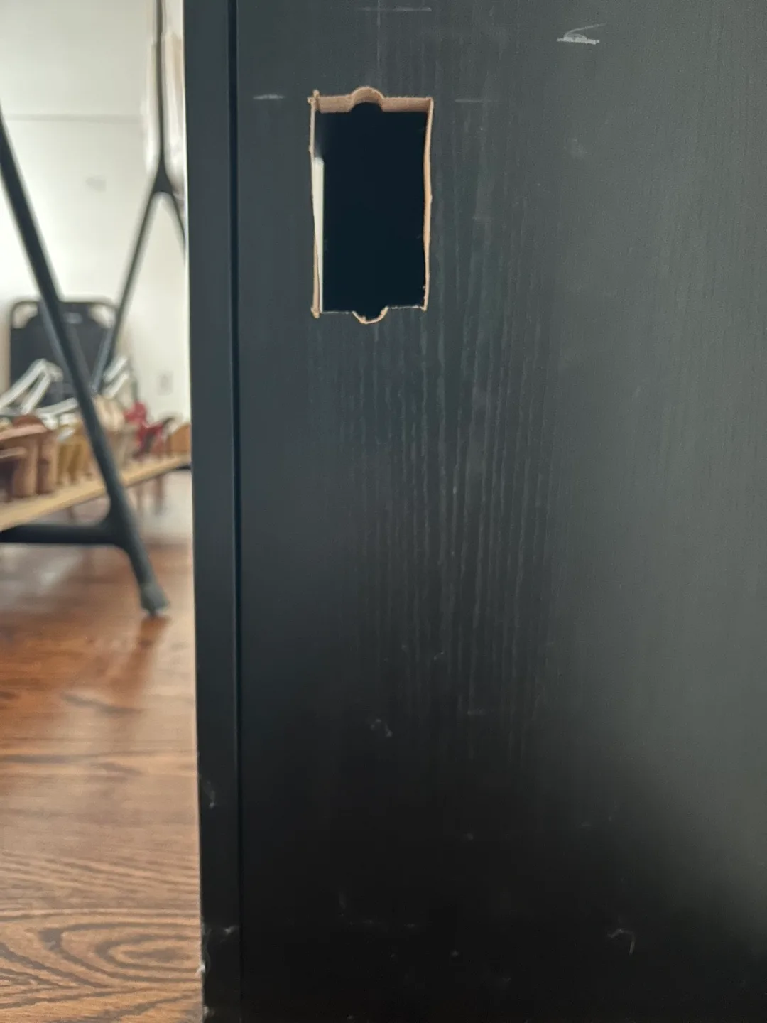 Tall black cabinet image indicator(3)