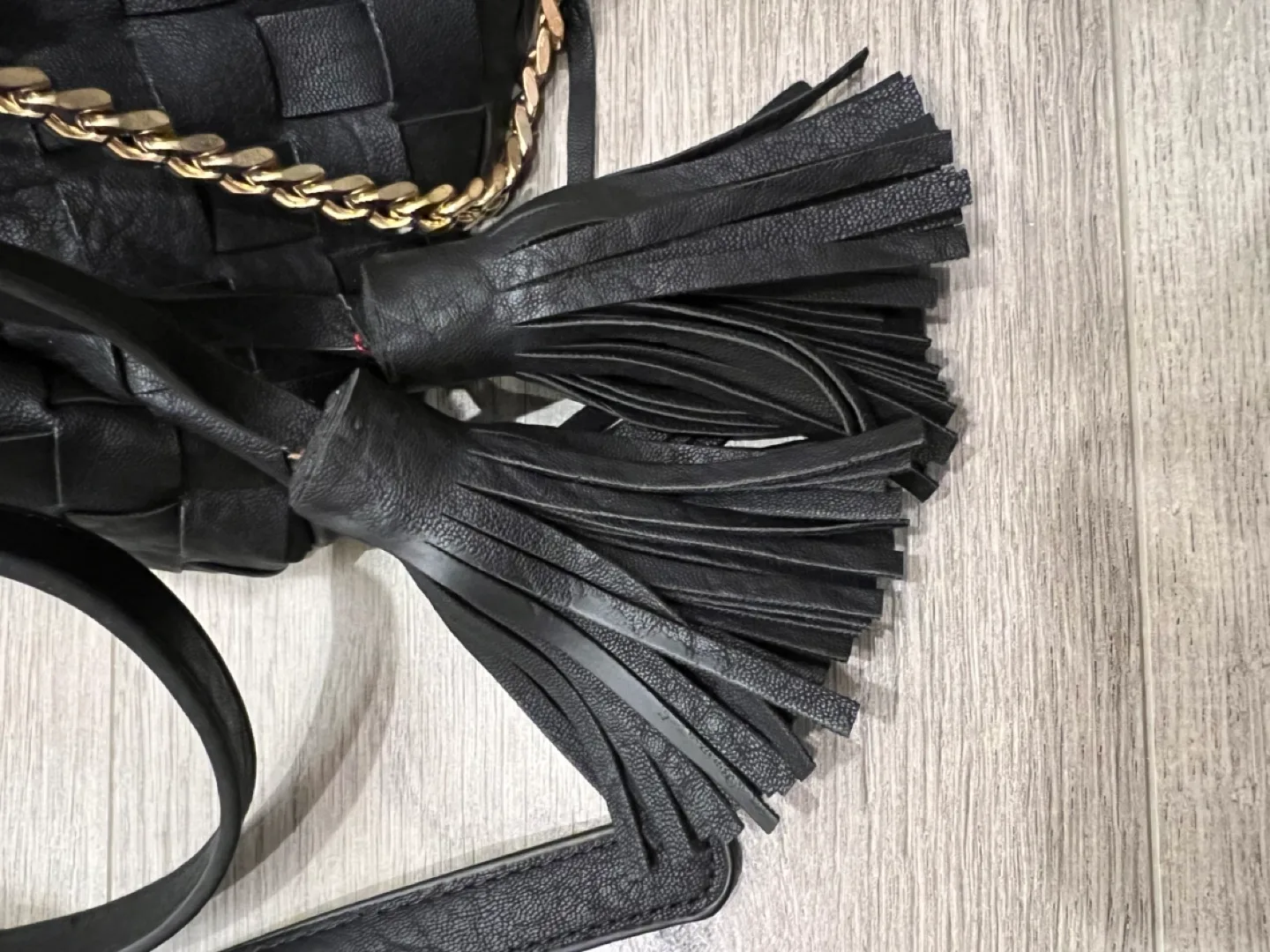 Black Woven Crossbody Bag with Gold Chain Strap image indicator(10)