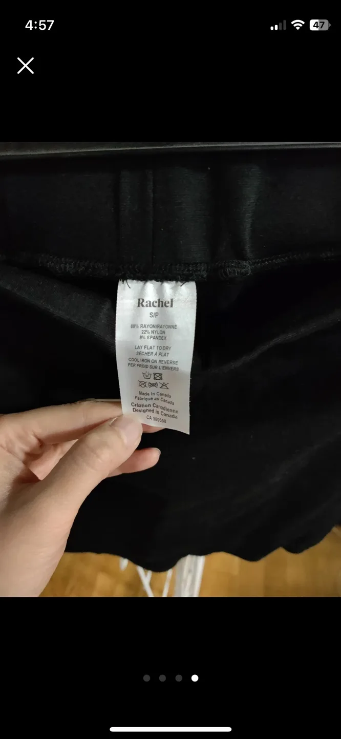 Black Tulip mini skirt image indicator(4)