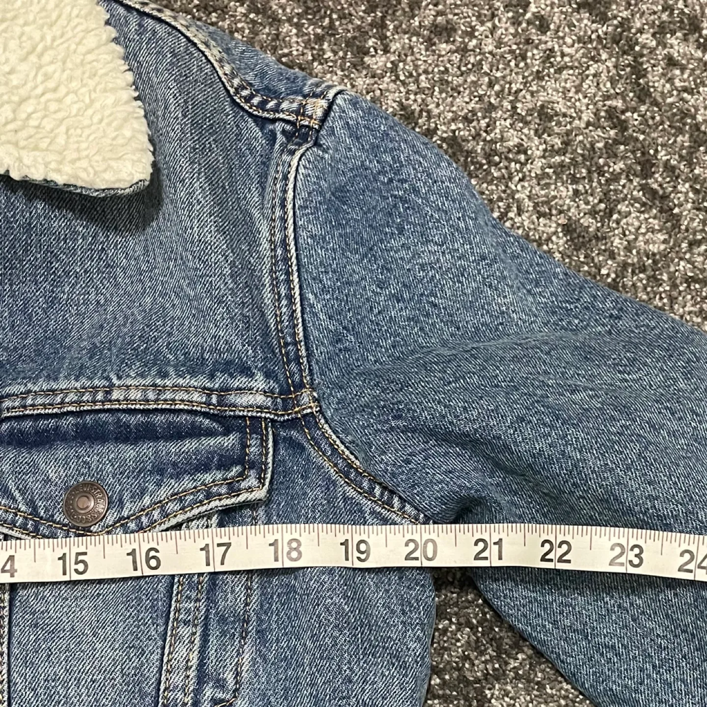 Levi's® Mens Sherpa Trucker Jacket - XS image indicator(10)