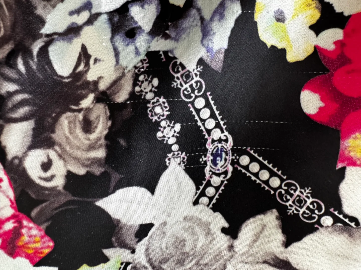 Vero Moda Floral Bomber Jacket image indicator(5)