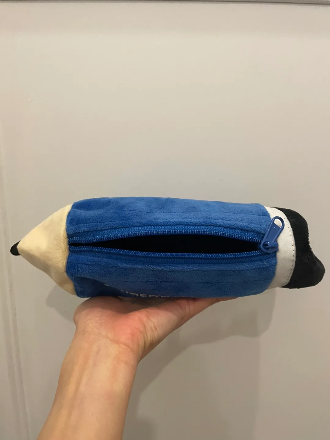 Brand New Plush Pencil Case image indicator(2)