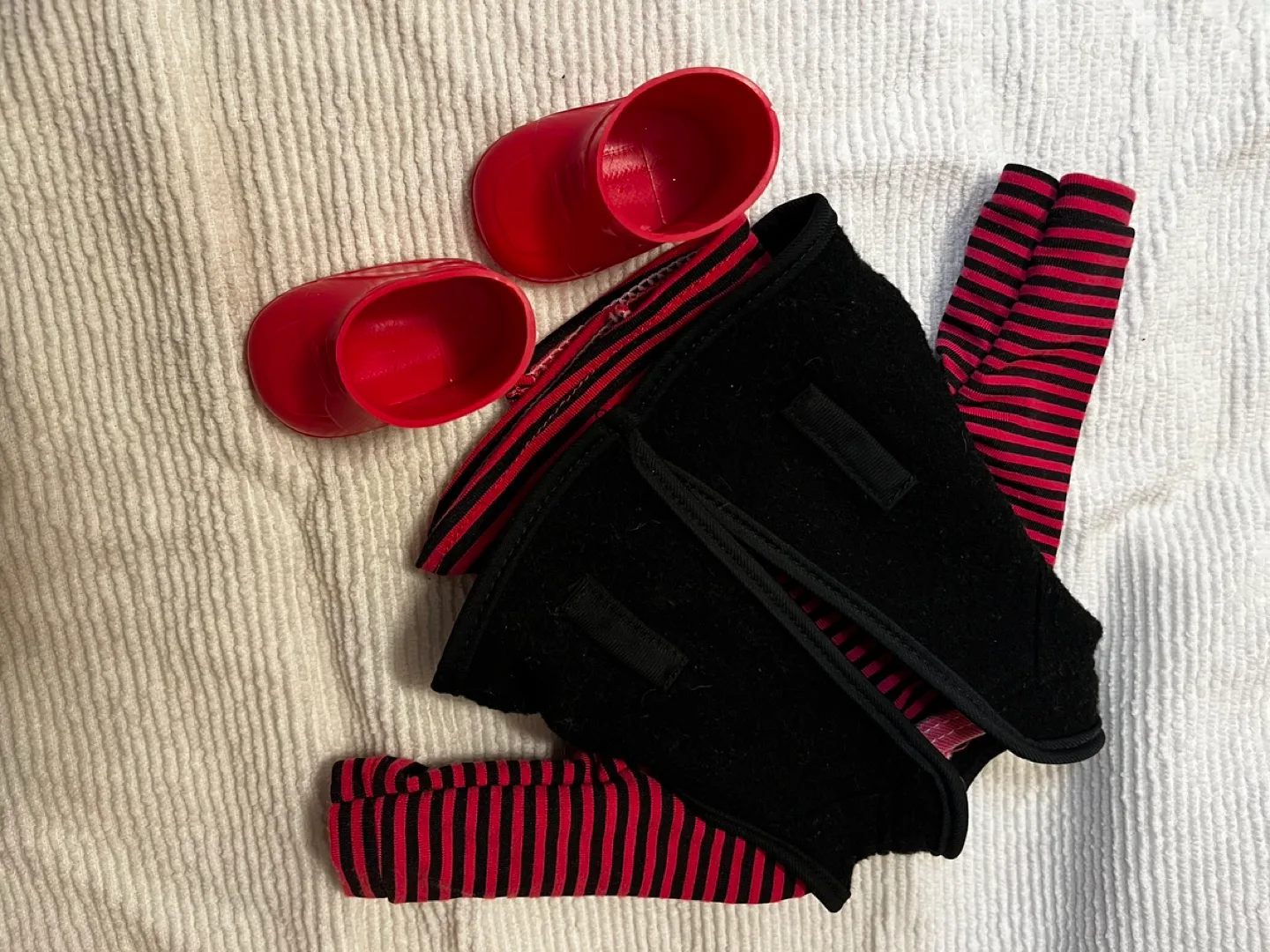 Doll Outfits + Shoes image indicator(7)