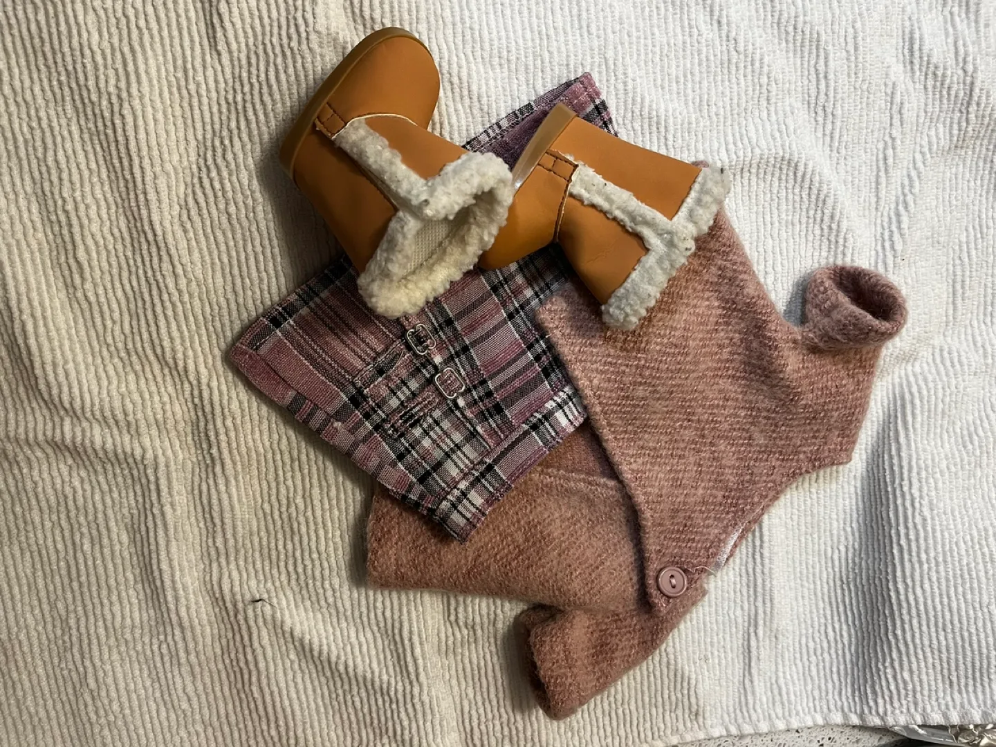 Doll Outfits + Shoes image indicator(8)