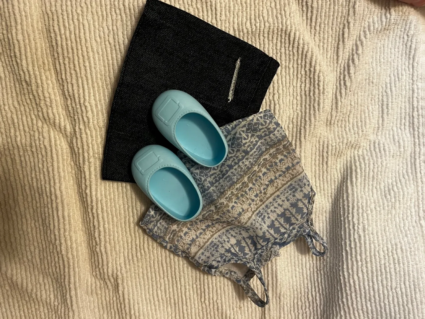 Doll Outfits + Shoes image indicator(9)