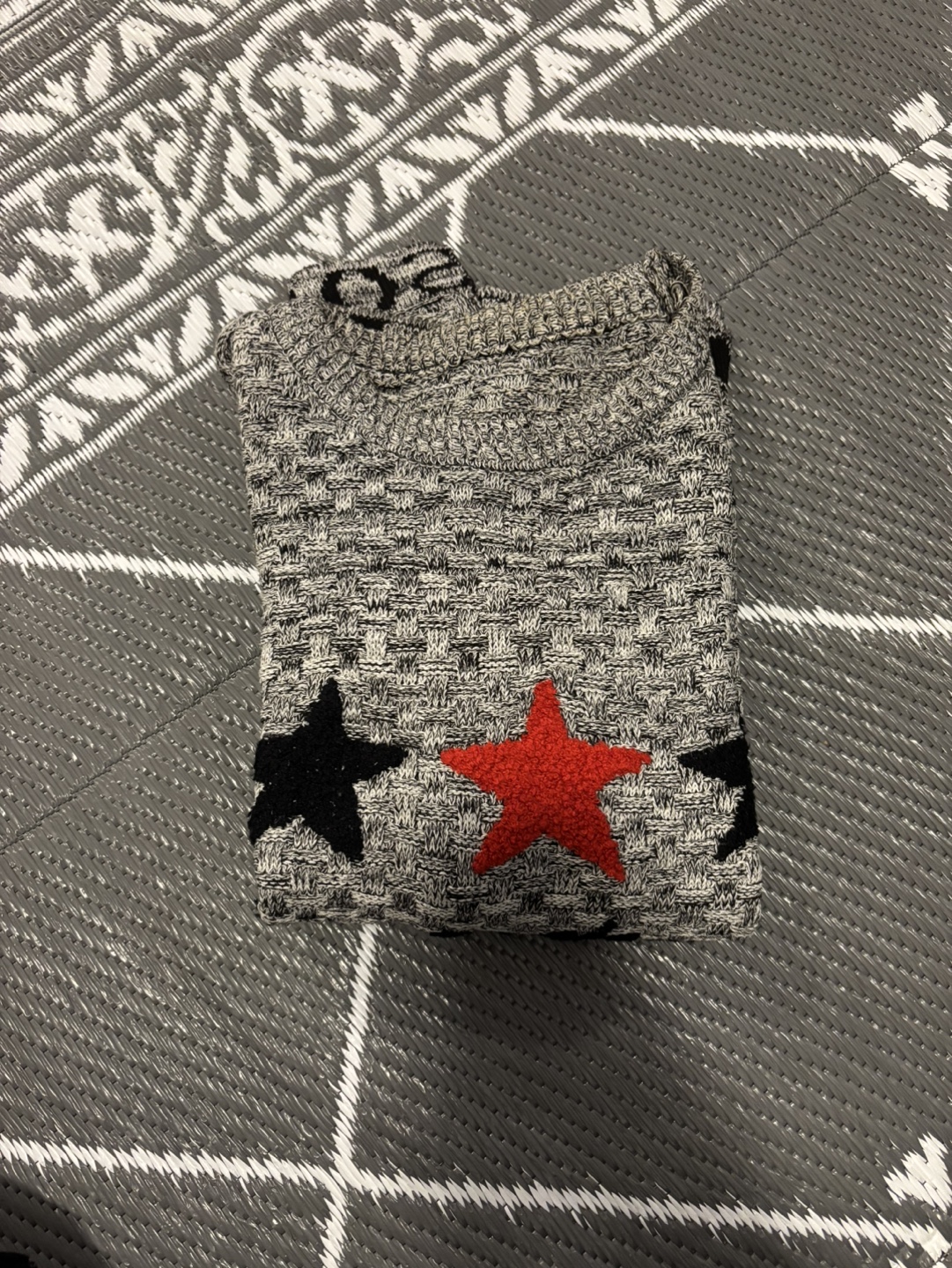 Grey star sweater, size M - photo 2