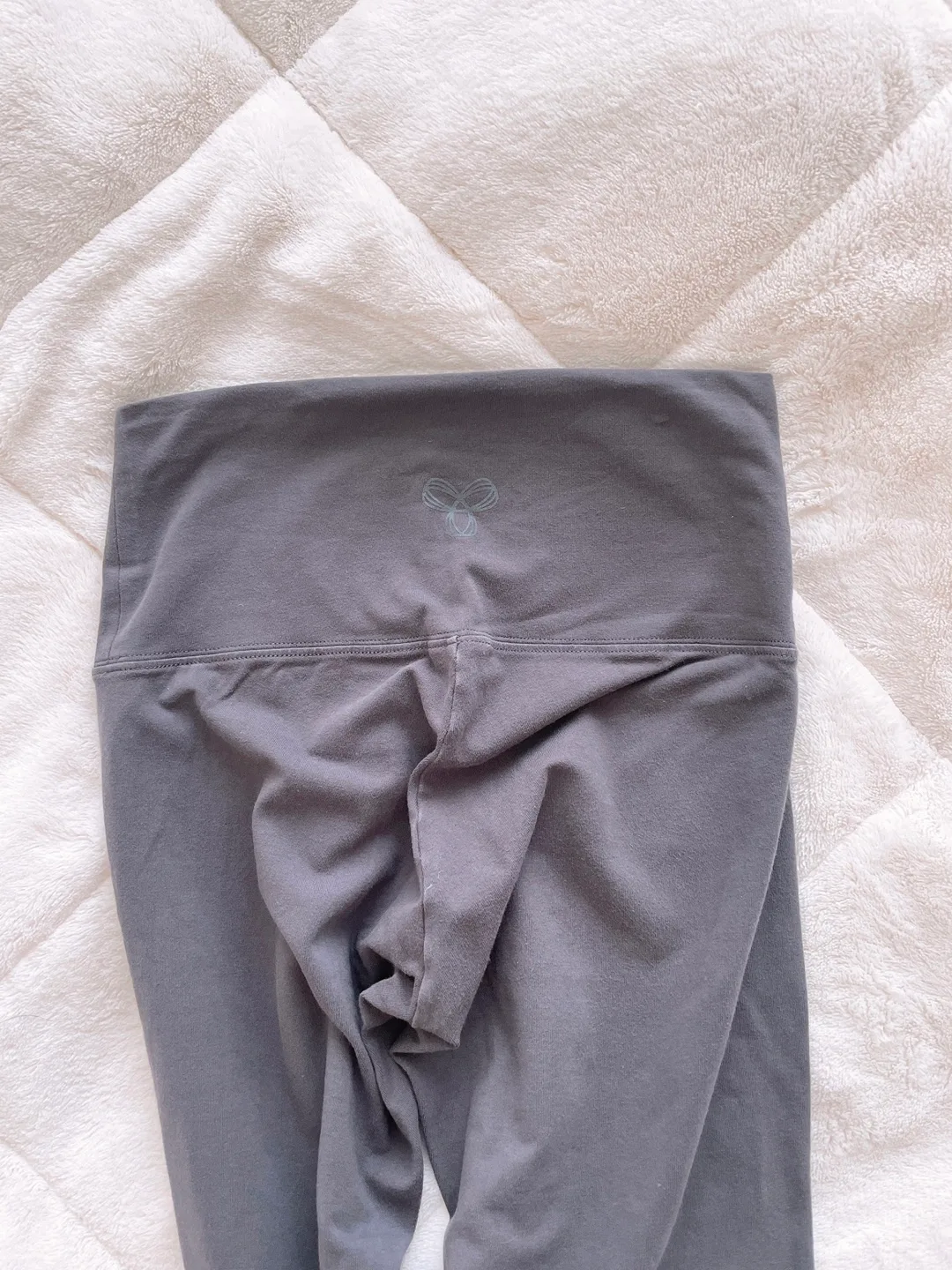 Aritzia TNA Leggings image indicator(3)