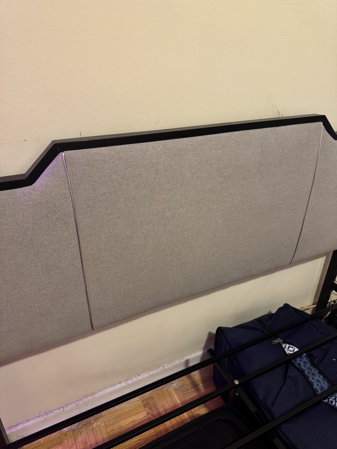 Queen Size Bed Frame with Headboard - photo 4