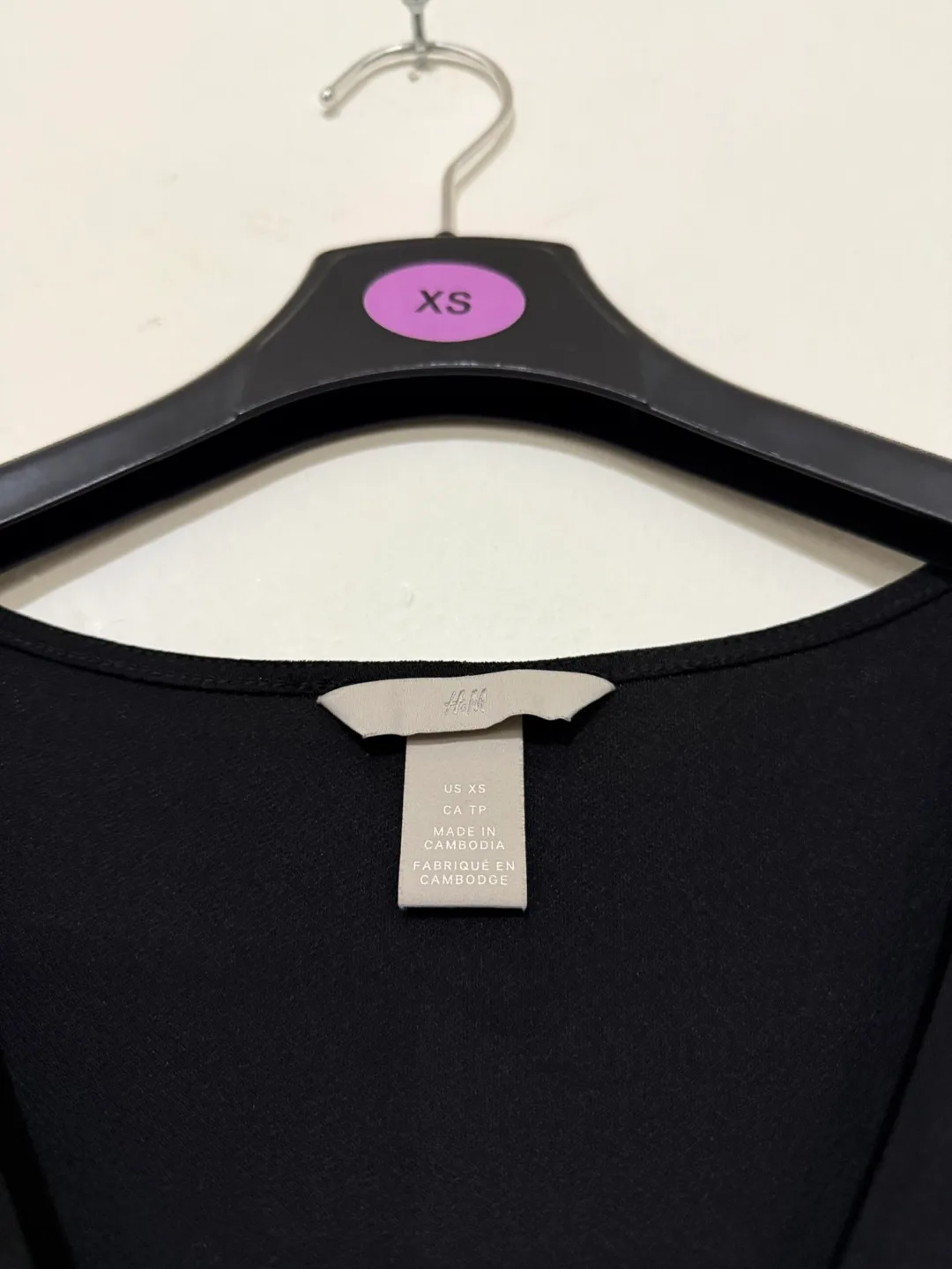 Black Sleeveless Midi Dress with Belt - Size XS image indicator(3)