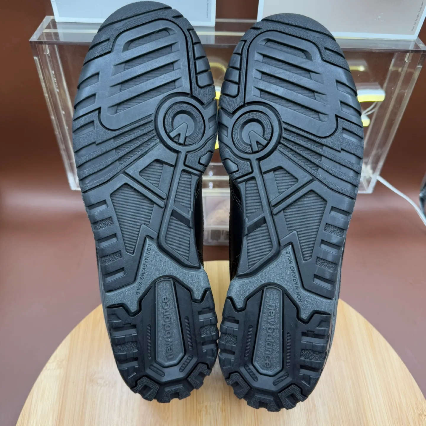 New Balance 550 ‘Triple Black’ Size 7 image indicator(9)