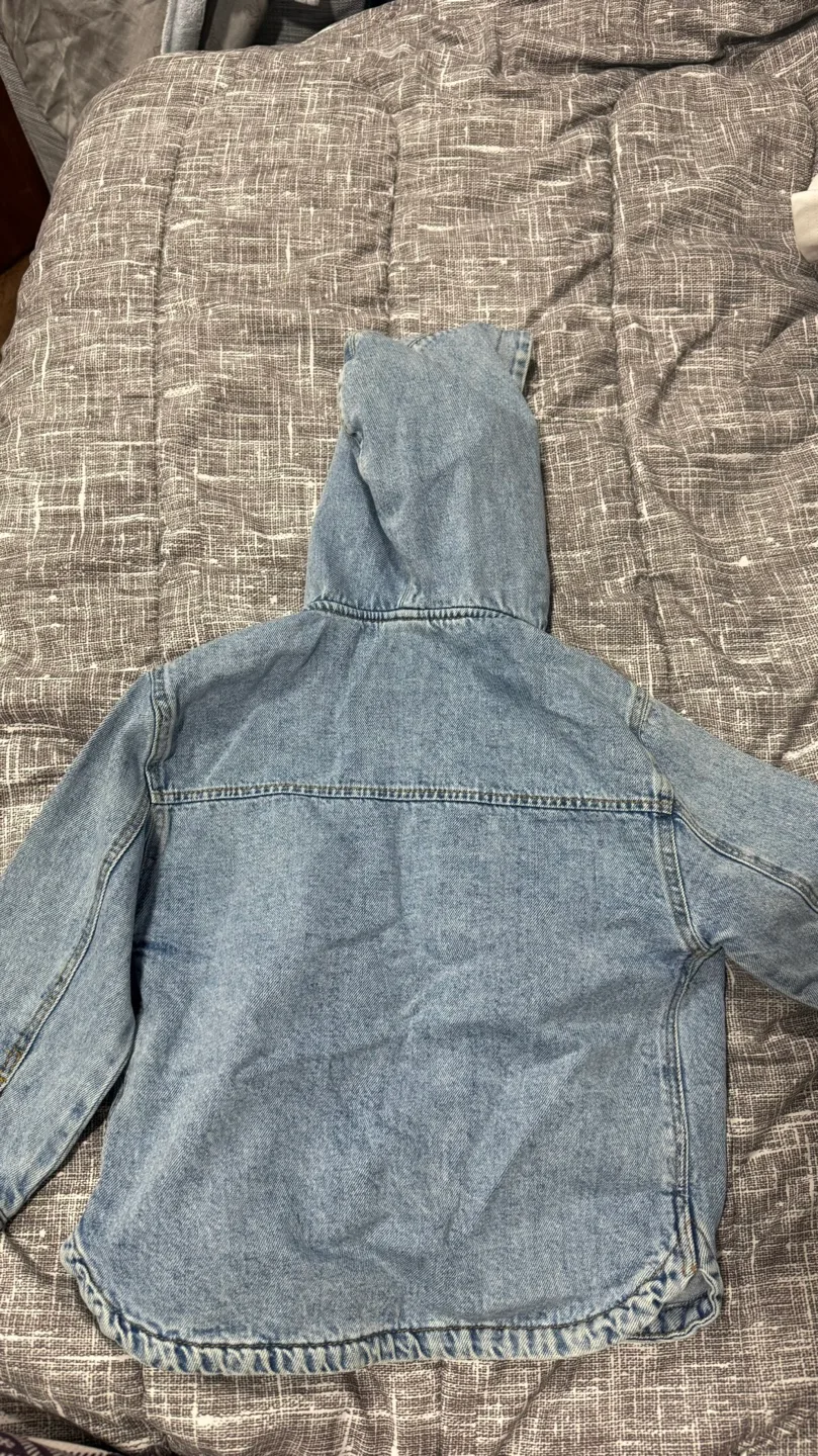 Zara Kids Jackets - size 3-4 & 4-5 image indicator(5)