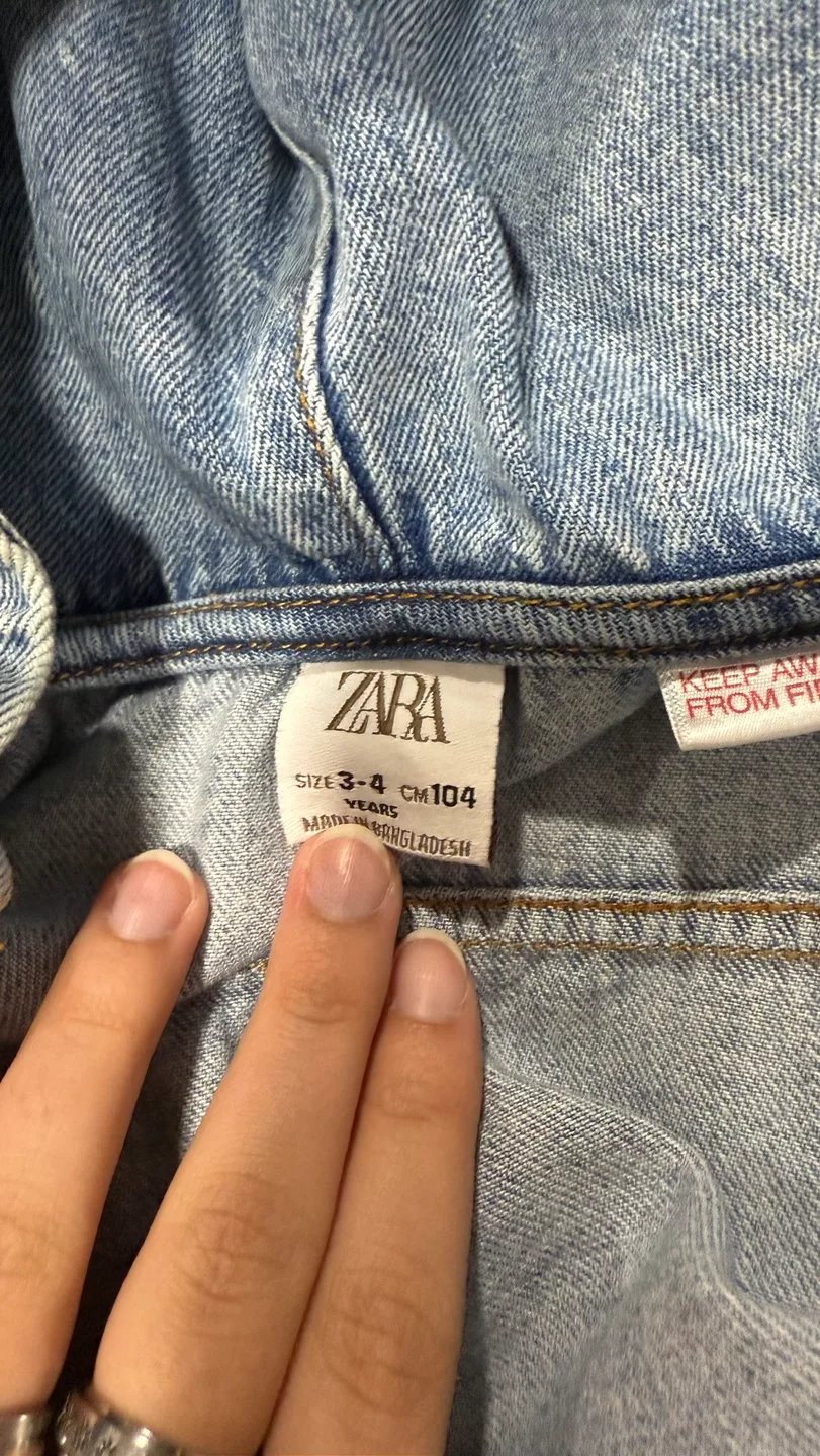 Zara Kids Jackets - size 3-4 & 4-5 image indicator(6)